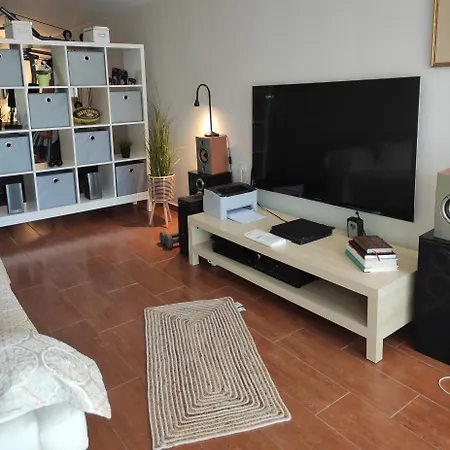 Cosy Garden Διαμέρισμα